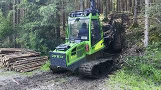 Tracked forwarder on a hill - Jarcrac Evopro