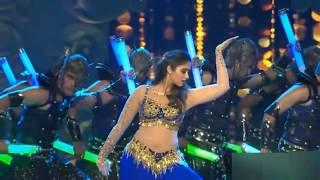 ileana d'cruz |Raske Qamar Song live dance performance, ileana d'cruz latest dance, Bollywood song