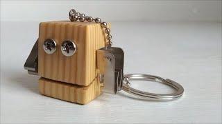 брелок из дерева. keychain made of wood