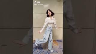 Cai Xukun DOUYIN update with YUQI  YUQI joins #默片Challenge, to promote Xukun's new song!