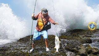 Incredible Fishing! Watch as This Fisherman Catches Big Fish in a Rough Sea