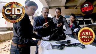 Construction Site से CID को मिली Illegal Weapons! | CID | सी.आई.डी. | CID Movies | 5 July 2024