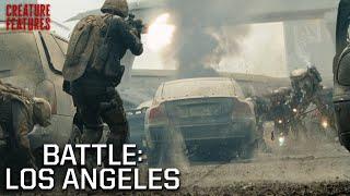 Alien Ambush On The Highway | Battle: Los Angeles | Creature Features