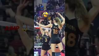 Zehra Güneş Three volleyball jumping shoot 