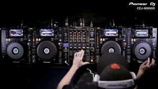 Pioneer CDJ-900 Nexus performance video // presented by ToneControl.nl