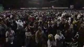 Benny Hinn sings "HE TOUCHED ME"