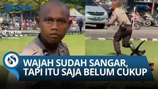 VIRAL! Momen Lucu Polisi Dengan Wajah Sangarnya Latih Anjing Pelacak, Endingnya Diluar Dugaan