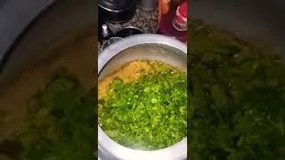 Lehsuni dal palak #cookwithme #ytshort #youtubeshorts #cooking #newvideo