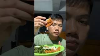 Sambal tempe ikan asin plus daun singkong rebus Mantep bgt da#fyp #masak #cooking #minivlog