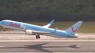 BOEING 767/300 TAKING OFF FROM CANCUN! ARKEFLY