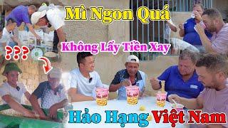 Công Giáp ||  Em Trai Bác Chủ Đất Miễn Phí Xay 600Kg Ngô ?? Vì "MÊ" Món Hảo Hạng Của Việt Nam??