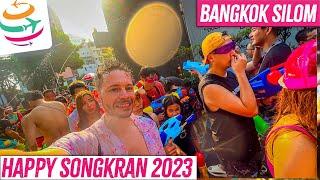 Größte Wasserschlacht der Welt Songkran in Bangkok Silom | YourTravel.TV