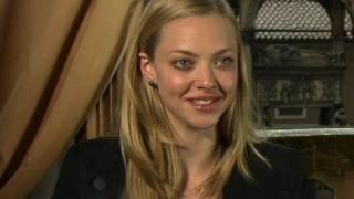 AMANDA SEYFRIED behind the scenes of 'Letters to Juliet"