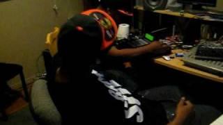 NEW HOT MUSIC 2009 TOP 10 PRODUCERS IN THE STUDIO WITH BACON SODA MAKING BEATS MAKING HISTORY