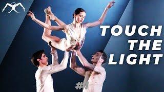 Maria Khoreva. Touch the light. Mariinsky theatre. Contemporary dance. (Ilya Zhivoy)[Philipp Glass]