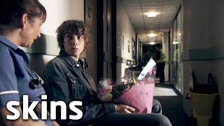 Rich Stops By The Hospital | Skins