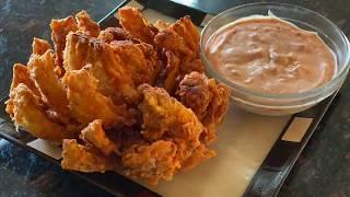 How To Make Blooming Onion|Blooming Onion Dipping Sauce