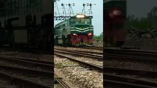 Pakistan Railway's Sandal Express 140Down | #railwayplatform #railive #pakrailway #trend #rainyday