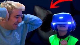 MI PRIMO PEQUEÑO PROBANDO LA REALIDAD VIRTUAL !! - ElChurches