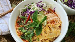 Red Curry Coconut Noodle Soup (Khao poon/kapoon/Qhaub Poob)