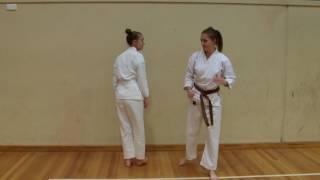 Single Hand Throat Hold Defence