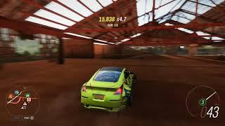 FLAWLESS Warehouse drifting in TJ Hunt's 350z! Horizon 4 (no wheel)