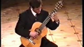 Rare Guitar Video: Enno Voorhorst plays Gavota al Estilo Antiguo by Agustin Barrios