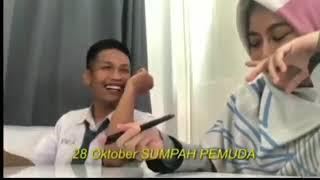 viral!!!  gombalin guru cantik di dalam kelas