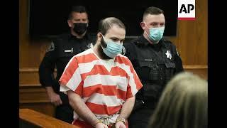 Shooting suspect has schizophrenia, defense says