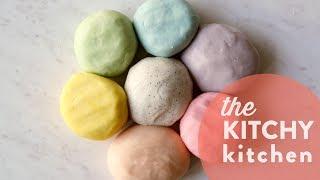 DIY Play Dough // The Kitchy Kitchen