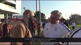Regragui offre un maillot de la sélection marocaine  à Ancelotti 