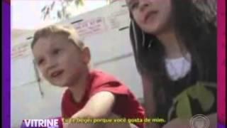 Vídeo da internet: O 1˚ beijo de duas crianças (12/06)