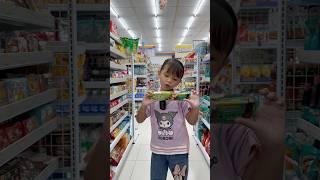 Emak aku jajan ini ya #shortsviral #shortvideo #shorts #trending #funny #viralvideo #jajan #fyp