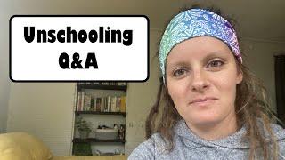 Your Unschooling Questions Answered // How to Start Unschooling // Do Unschoolers Use Curriculum?