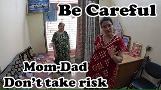 आई वरून पडली असती | विक्रोळीच्या घरी जाऊन साफ सफाई केली | All Mom Dad Don't take Risk Shubhangi Keer