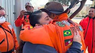 MEXICANA ABRAZA A LOS TOPOS Y EL CHINO SE ROMPE ! "SUS PADRES LE ENSEÑARON A AMAR A MÉXICO"