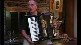 How to Play Accordion : Tips for Buying Used Accordions