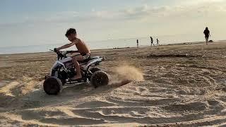 Тест драйв бензинового квадроцикла Motax Gekkon по пескам. Дрифты на песке.@ cars kids финский залив