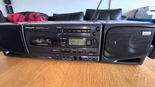 Panasonic RX-E300. Bluetooth. AUX.