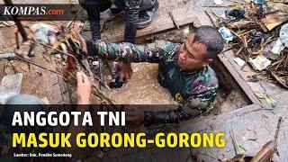 Viral Video Aksi TNI Bersihkan Saluran Air hingga Masuk Gorong-gorong