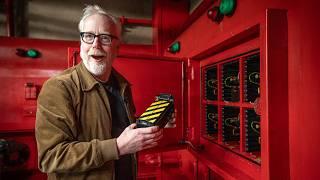 Adam Savage Tours the Ghostbusters Research Lab Set!