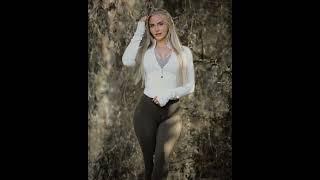 Anna Nystrom - Biography, Age, Height, Weight, Outfits Idea, Plus Size Models, Fashion Model