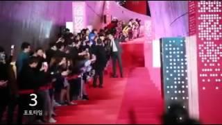 SIA Red Carpet March 15, 2016 with Song Seung Heon fans selfie.