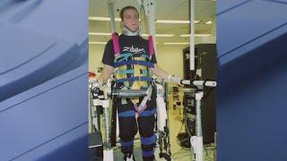 Chicagoan swims from Alcatraz to shore 19 years after becoming a quadriplegic