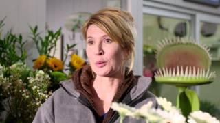 Flower Shop  (Julia Davis)