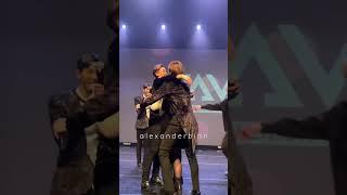 When you want to hug a fan…#vav #kpop #shorts