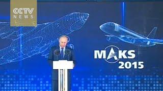 Putin attends opening ceremony of MAKS air show