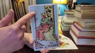 How to read Court Cards in Tarot - Kings