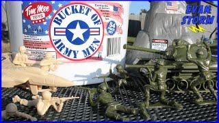 Bucket of Plastic Army Men Tank Jets & Soldiers Battle Play Time Tim Mee Toys