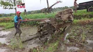 Naik Tajam  !! 2 Traktor Sawah Pulang Kerja Kemas Kemas Sebelum Pulang